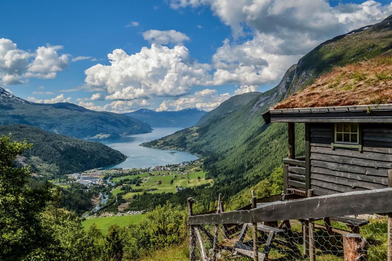 Hotel Loenfjord Лоен Екстериор снимка