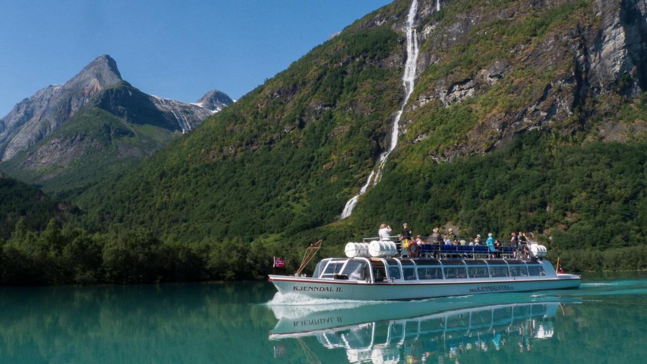 Hotel Loenfjord Лоен Екстериор снимка