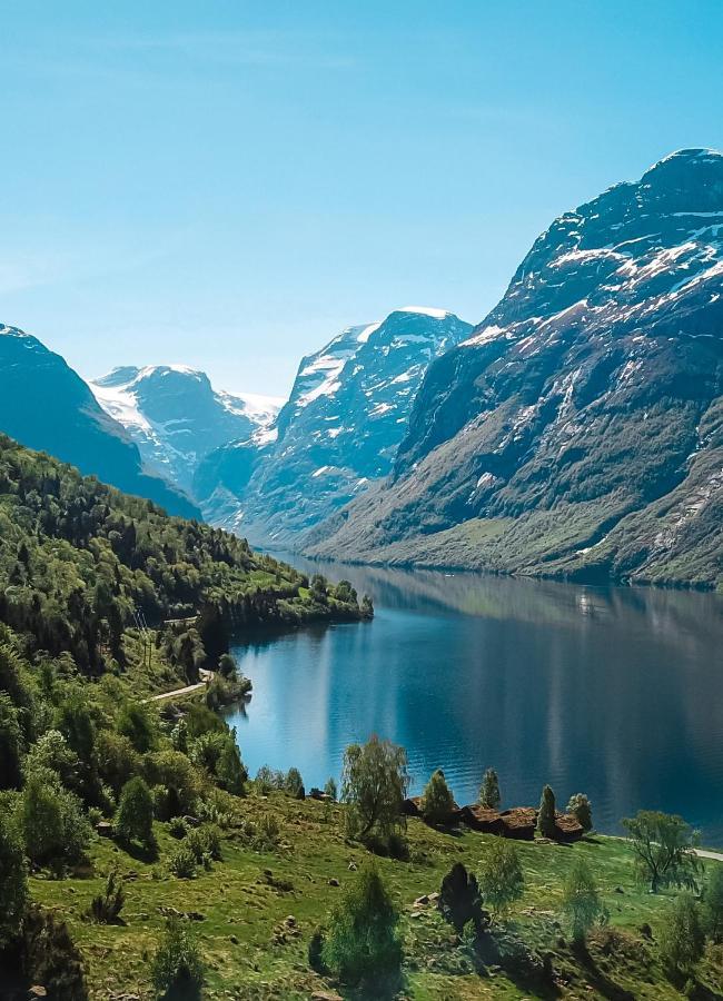 Hotel Loenfjord Лоен Екстериор снимка