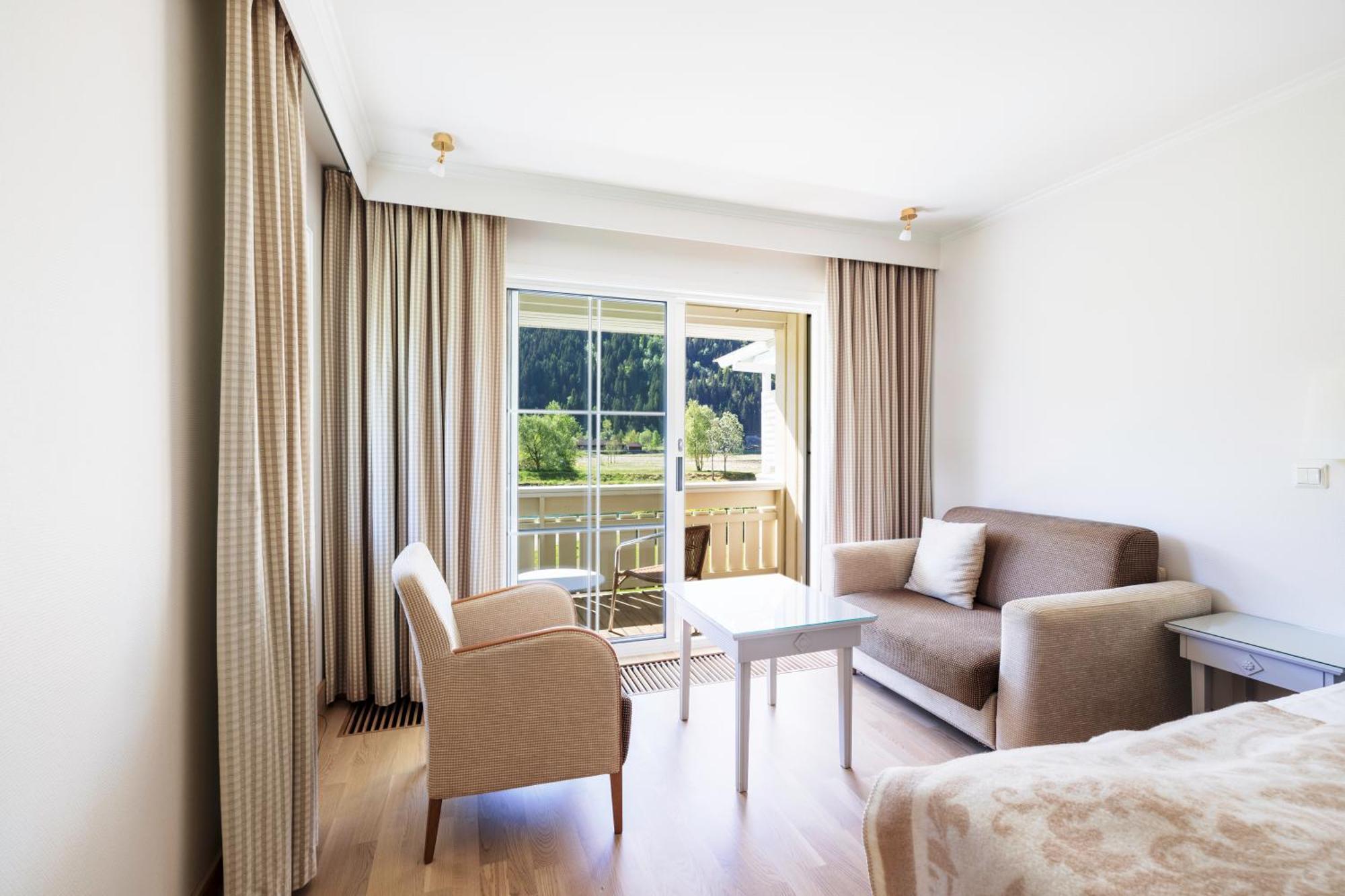 Hotel Loenfjord Лоен Екстериор снимка